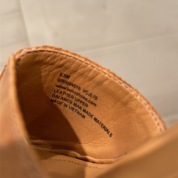 Born wedge heels, tan, Size 8.5 - Picture 7 of 7